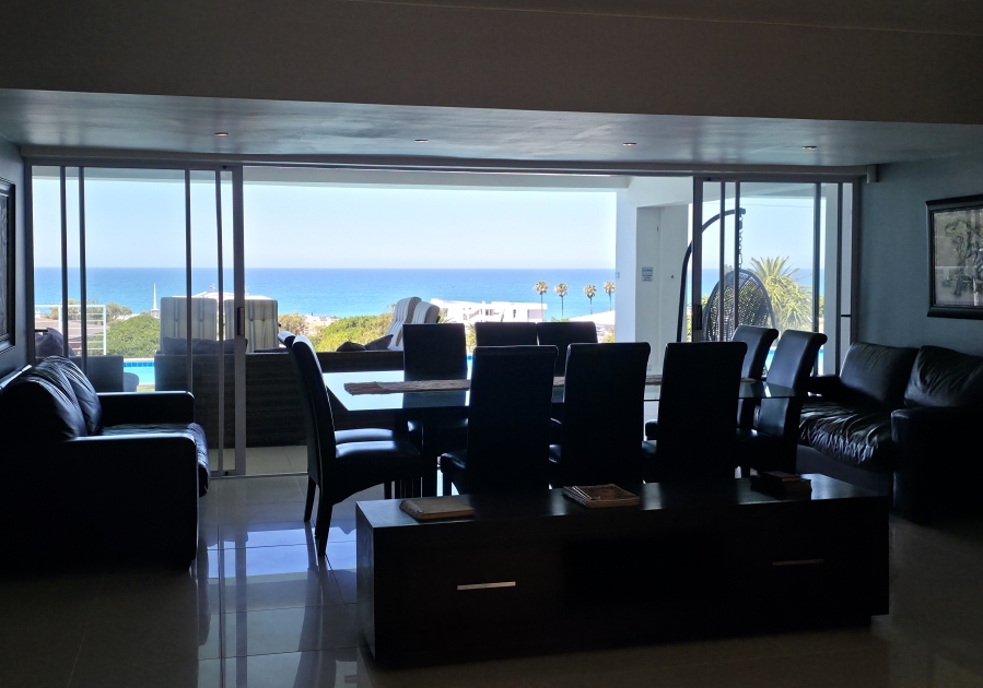 5 Bedroom Property for Sale in Jeffreys Bay Central Eastern Cape